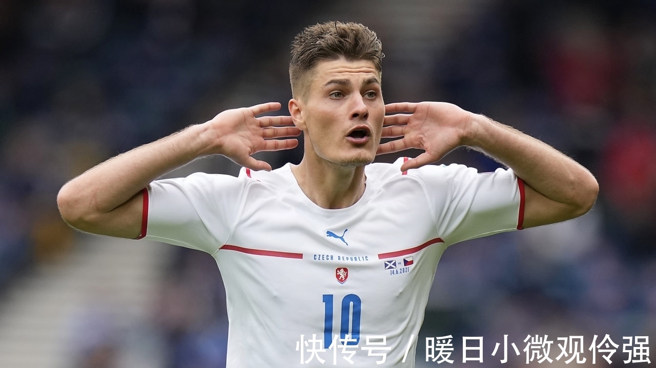 注视下模仿 注视下模仿