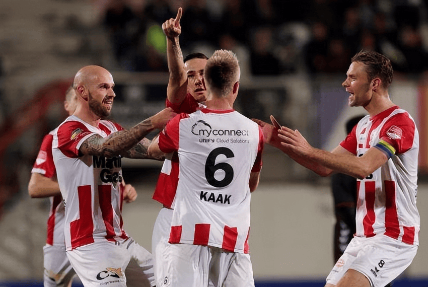 与迅猛反击 与迅猛反击