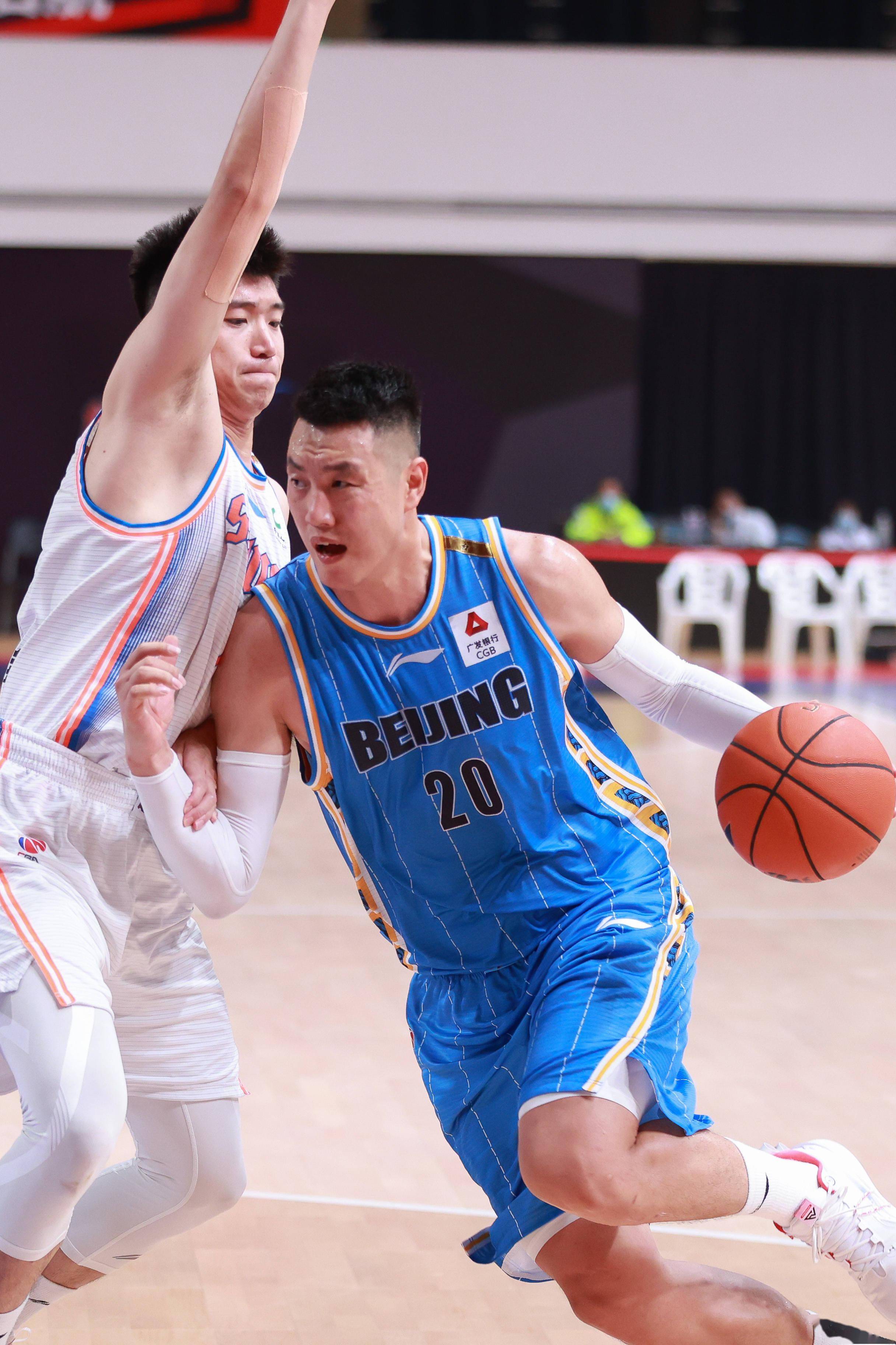 在年少时同 在年少时同