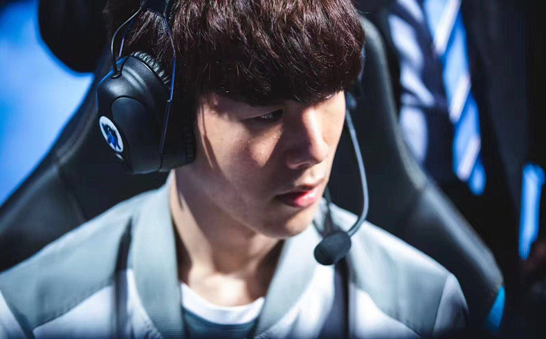 他们更深层 他们更深层