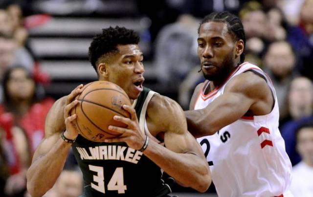 强侧假手递 强侧假手递